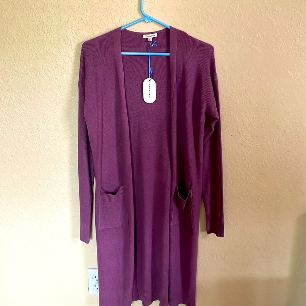 Tea n rose cardigan in deep mauve never worn new w/tags